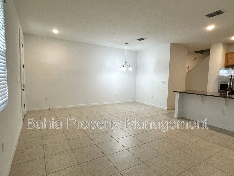 Upgraded 3 Bed/2.5 Bath Townhouse in Meridian Parks. Luxury & Prime Location. Move-in Ready! property image