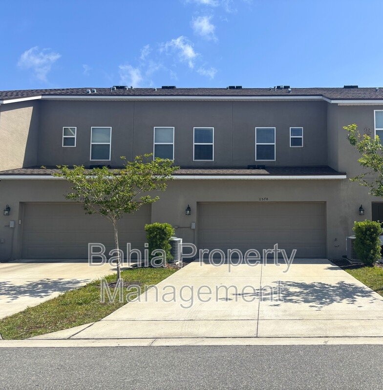 Upgraded 3 Bed/2.5 Bath Townhouse in Meridian Parks. Luxury & Prime Location. Move-in Ready! property image