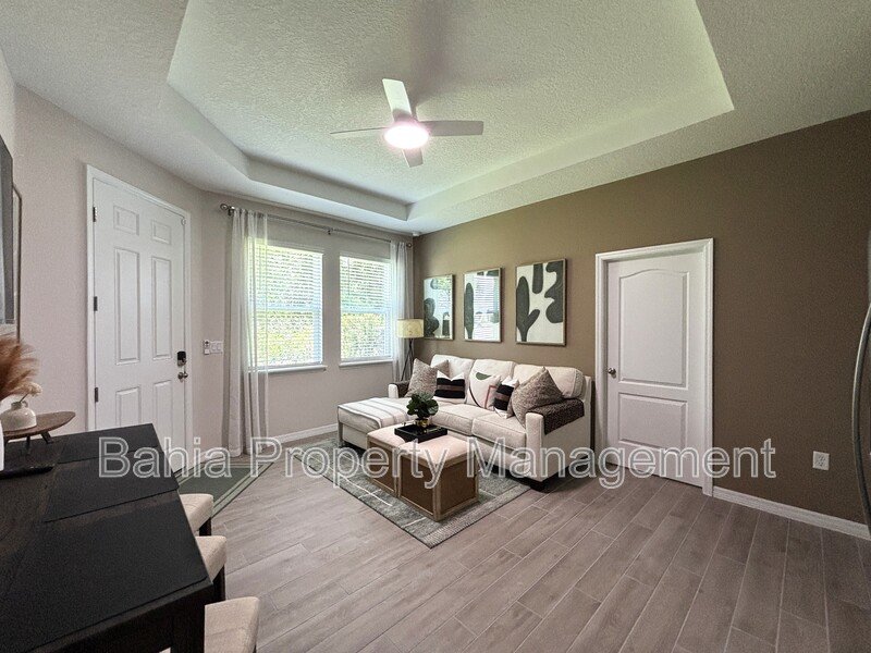 Beautiful furnished 1BR/1BA Townhome with Resort-Style Amenities & Utilities Included property image