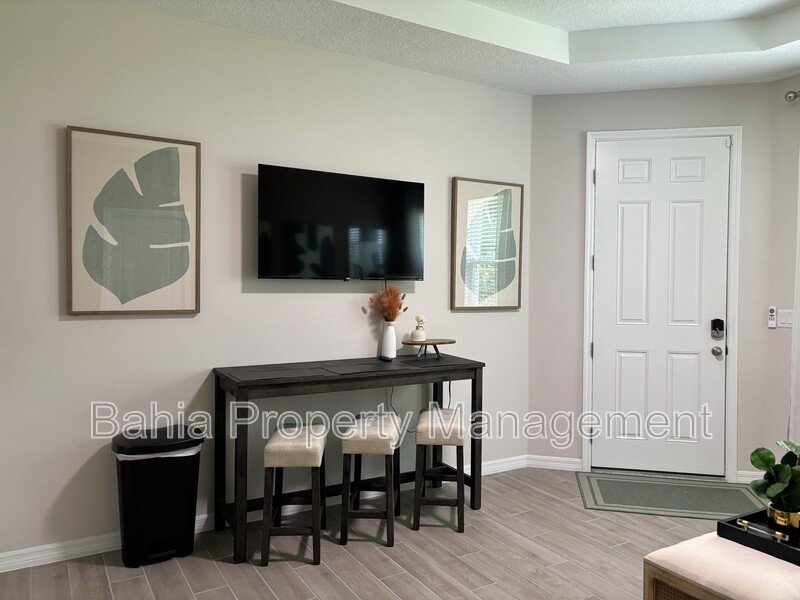 Beautiful furnished 1BR/1BA Townhome with Resort-Style Amenities & Utilities Included property image