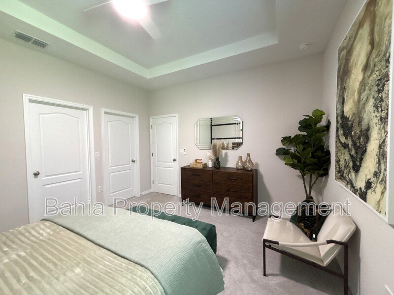 Beautiful furnished 1BR/1BA Townhome with Resort-Style Amenities & Utilities Included property image