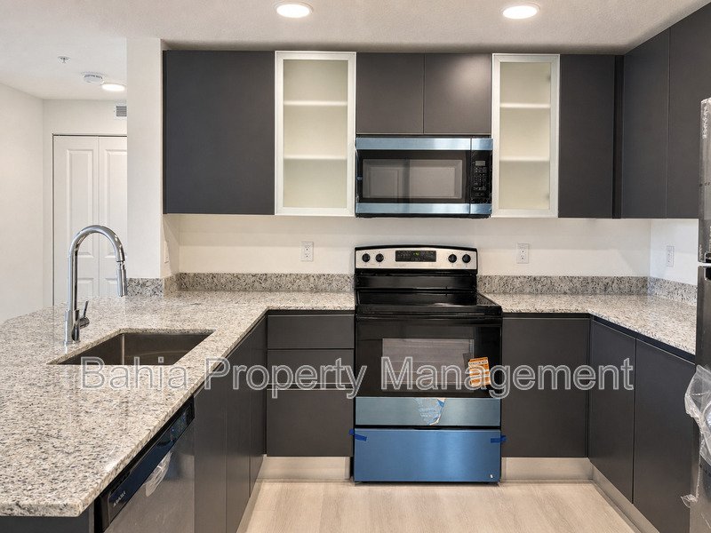 Brand-New Millenia Park Gem | 2 Bed + Den, 2 Bath Near Universal. Move-in Ready! property image
