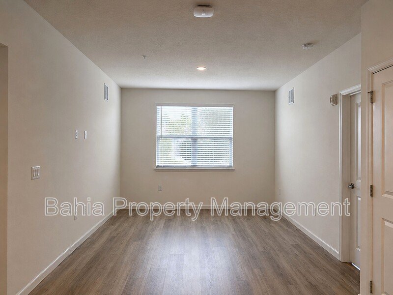 Elegant Updated 3BR/2BA Condo in Prime Orlando Location with Resort Amenities. Move-in Ready! property image