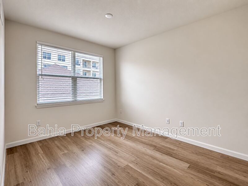 Elegant Updated 3BR/2BA Condo in Prime Orlando Location with Resort Amenities. Move-in Ready! property image
