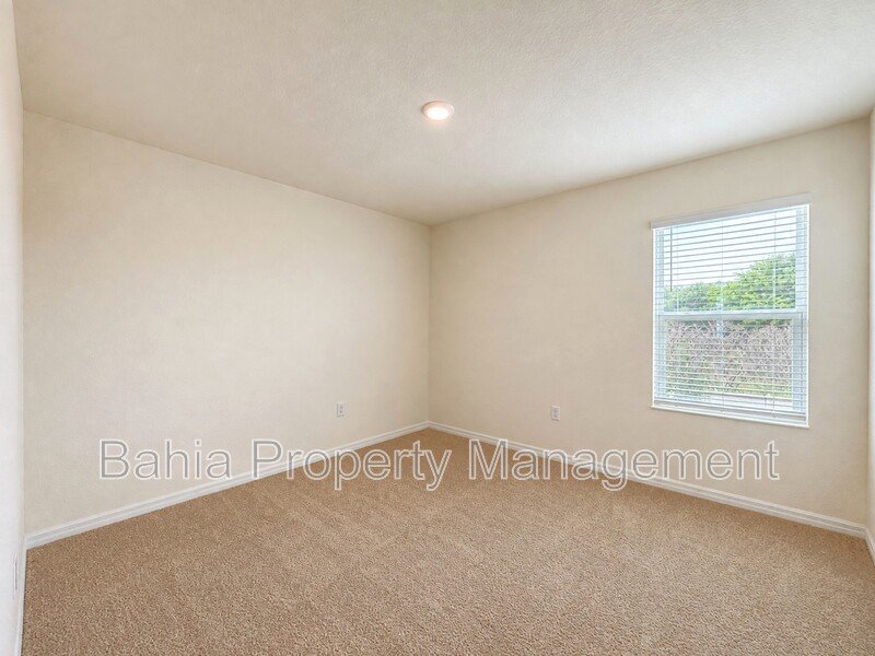 Brand-New Community! Stunning 4BR/3BA Home in Haines City with with Bonus Room & Fenced Backyard! property image