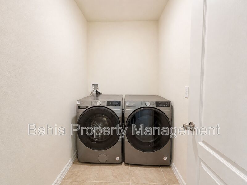 Brand-New Community! Stunning 4BR/3BA Home in Haines City with with Bonus Room & Fenced Backyard! property image