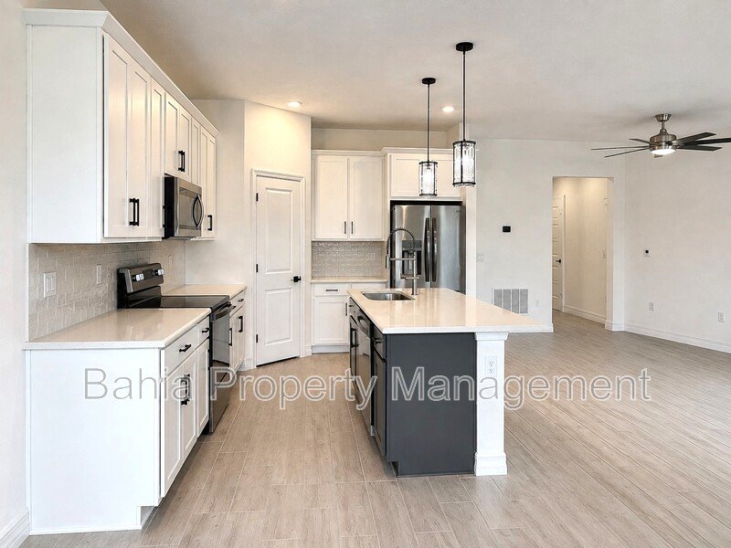 Stunning 4-Bed, 2-Bath Home in Desirable Prairie Oaks with Gorgeous Upgrades & Resort-Style Living! property image