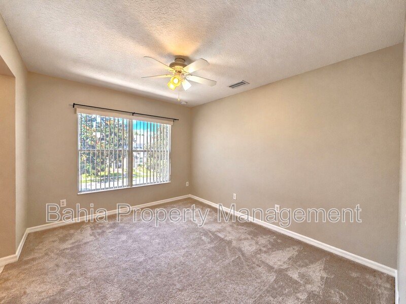Must-See 3BR/2.5BA Corner Townhome | Resort-Style Living in Signature Lakes | Private Courtyard property image