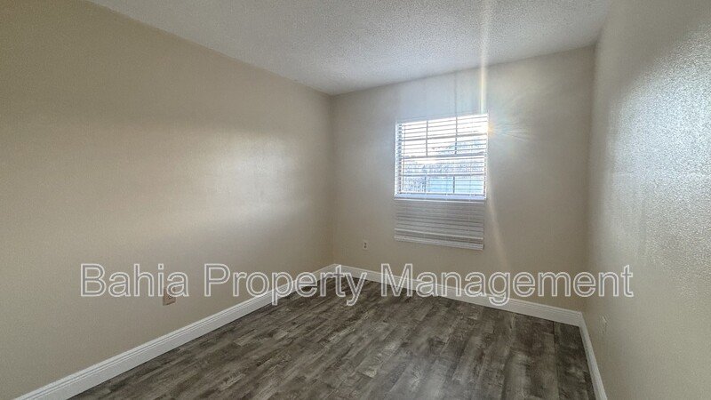 Charming & Stylish 2Bed/1Bath Condo with Resort-Style Amenities. Prime Orlando Location! property image