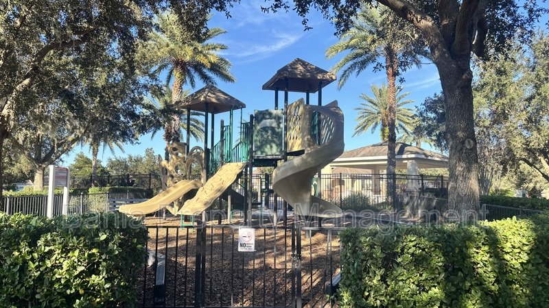 Dream Home: 5 Bed / 4.5 Bath with Loft & Garage. Resort-Style Amenities property image